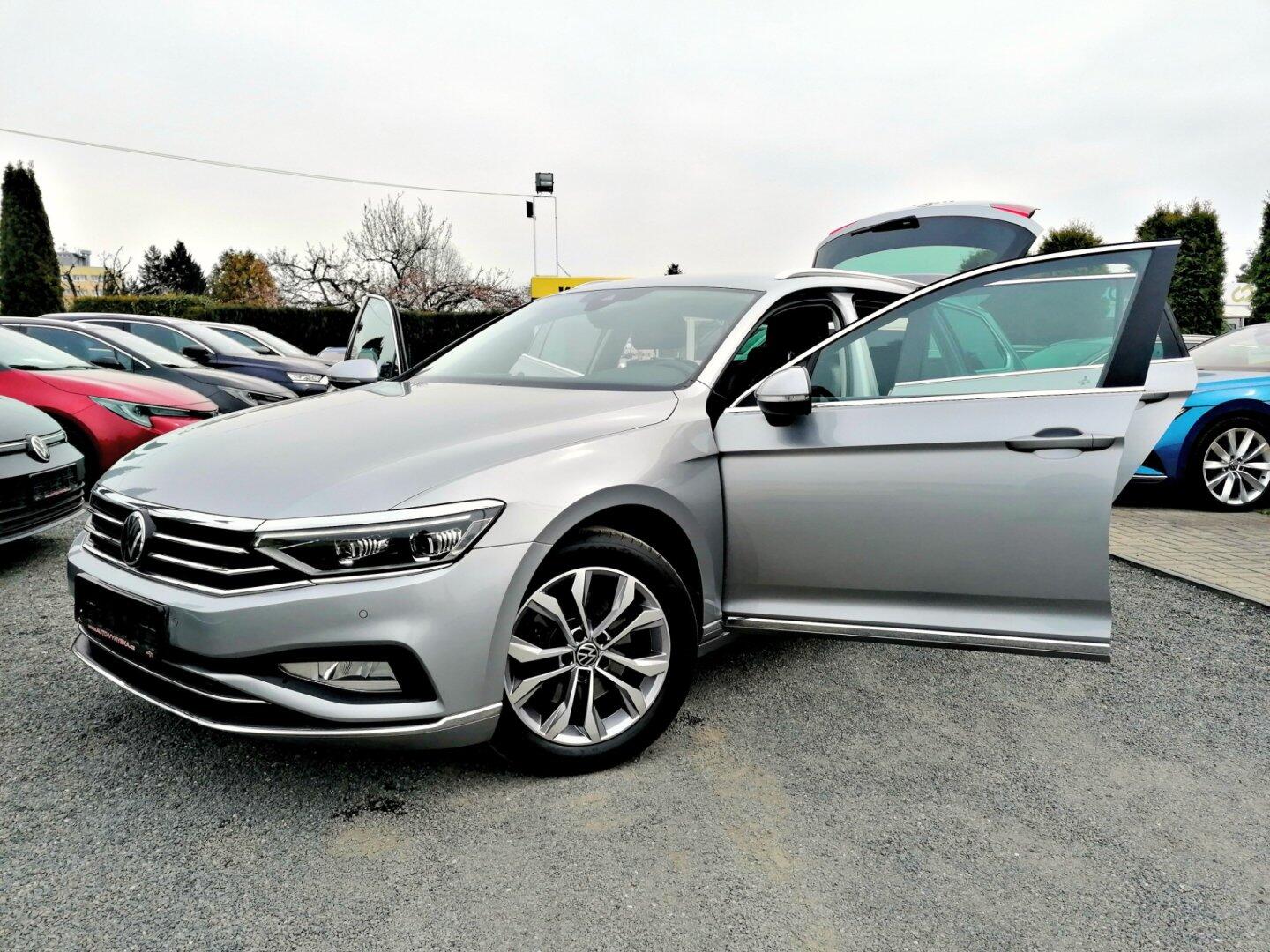 Volkswagen Passat 2.0 TDi DSG ELEGANCE ACC