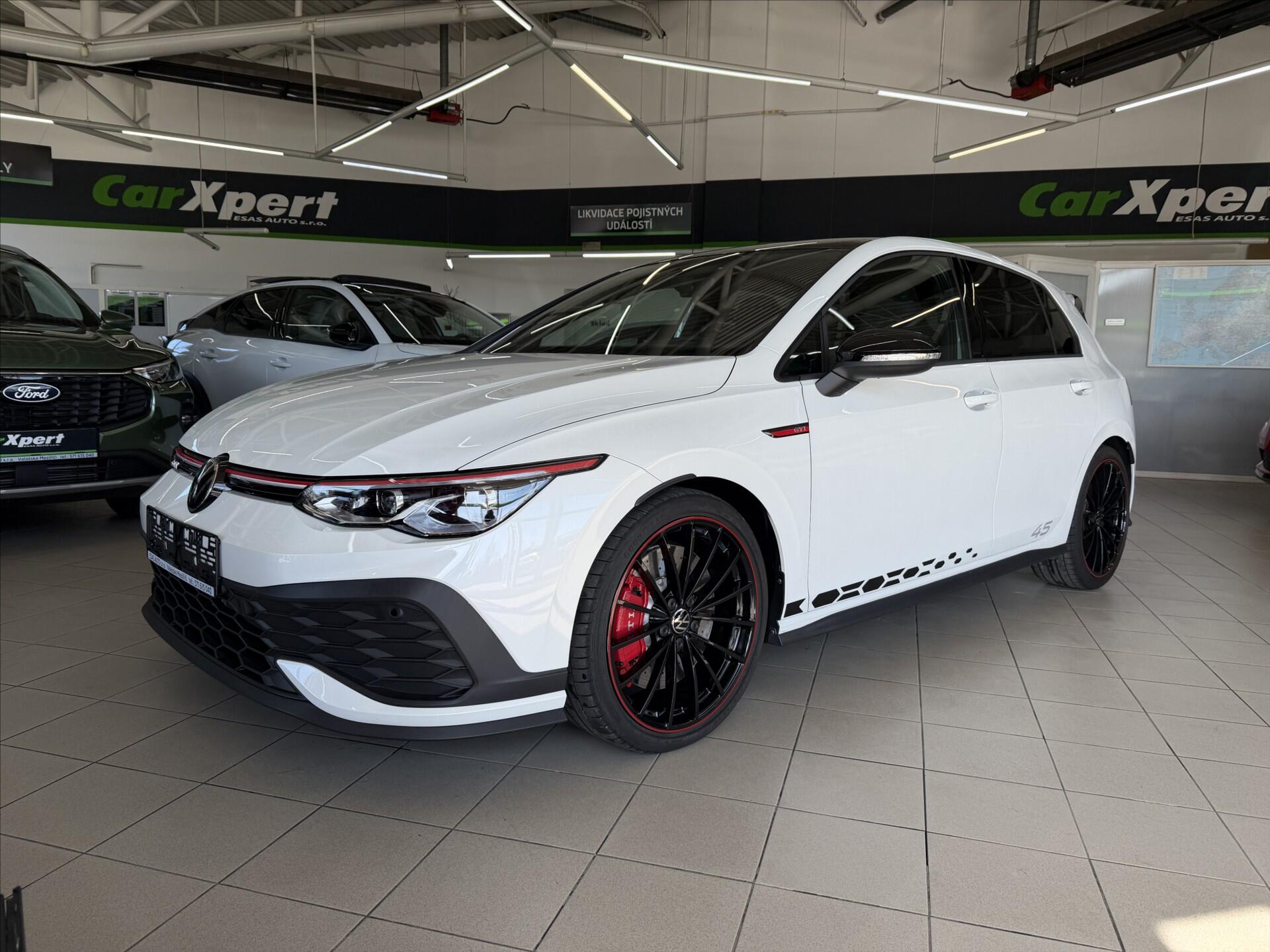 Volkswagen Golf 2,0 GTI EDICE 45 300 PS Akra