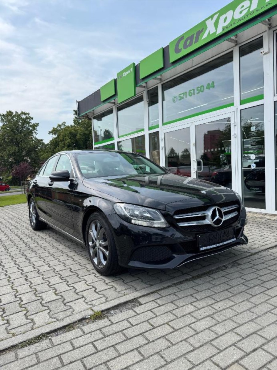 Mercedes-Benz Třídy C 1,6