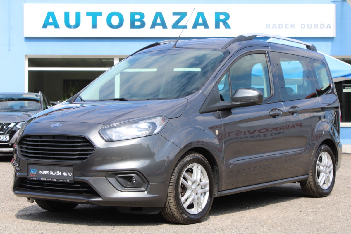 Ford Tourneo Courier 1,5 TDCi NOVÉ V ČR,VÝHŘEVY