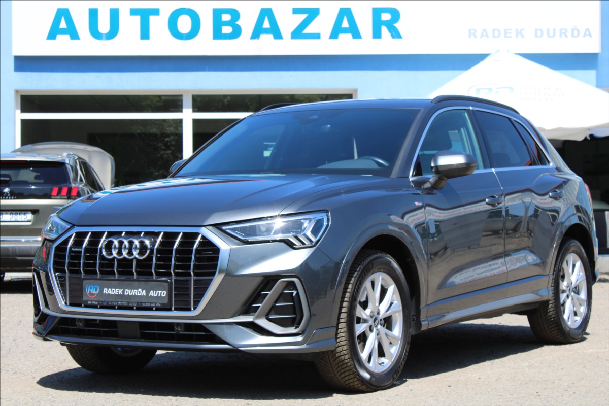 Audi Q3 2,0 TFSI DPH,A/T,4x4,S-LINE