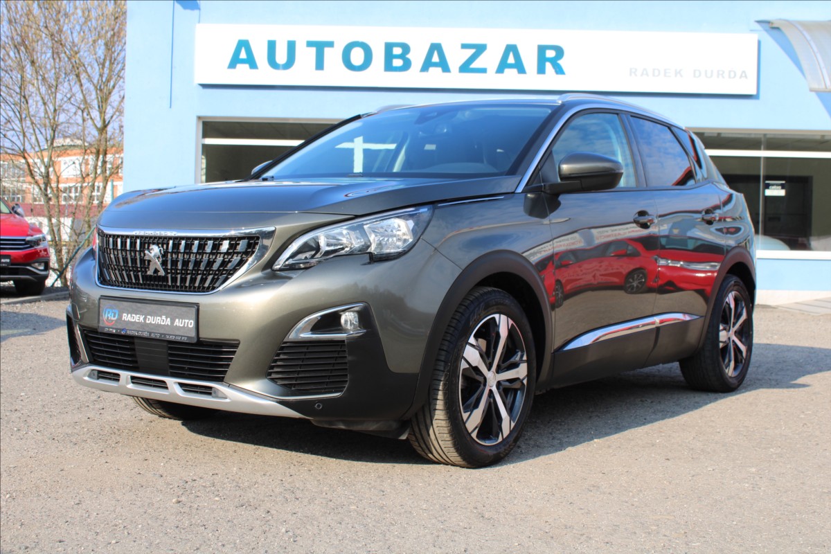Peugeot 3008 1,2 PureTech 1.MAJ,ČR,ALLURE