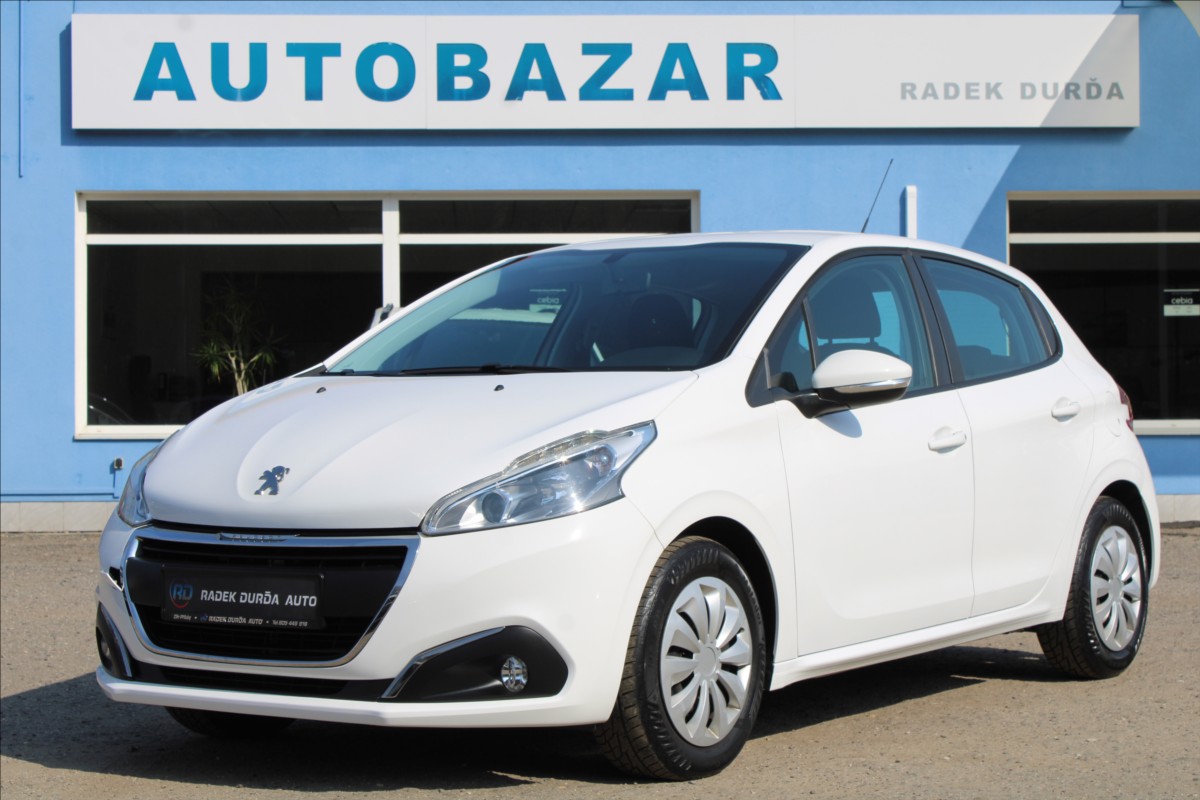 Peugeot 208 1,2 PT NOVÉ V ČR,48TKM