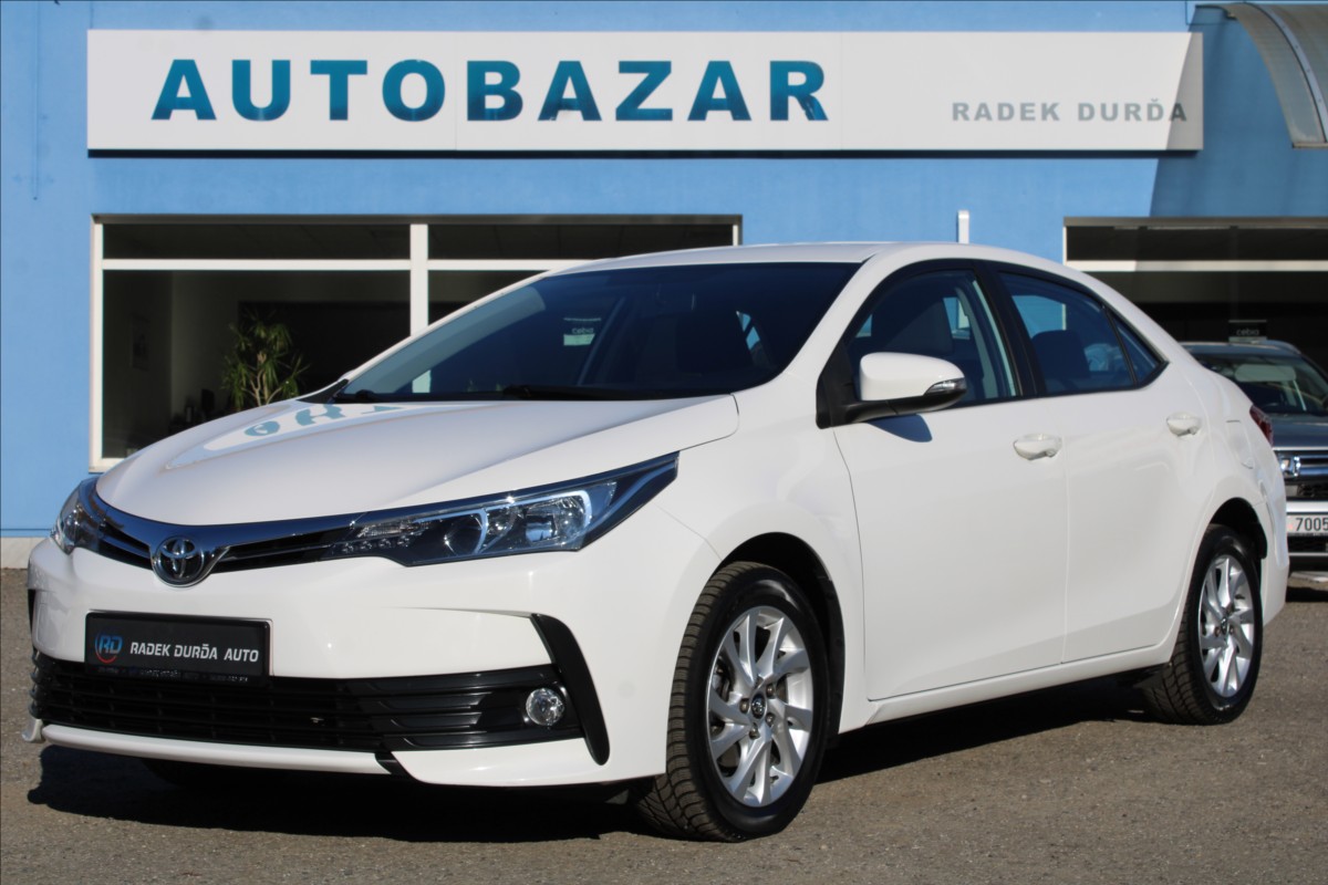 Toyota Corolla 1,6 VVT-i NOVÉ V ČR,TAŽNÉ