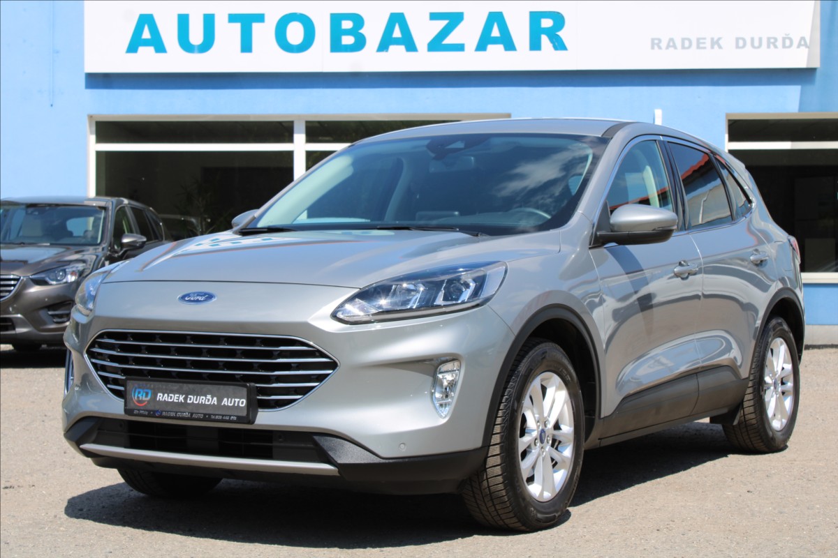 Ford Kuga 1,5 EB ČR,1.MAJ,TITANIUM,DPH