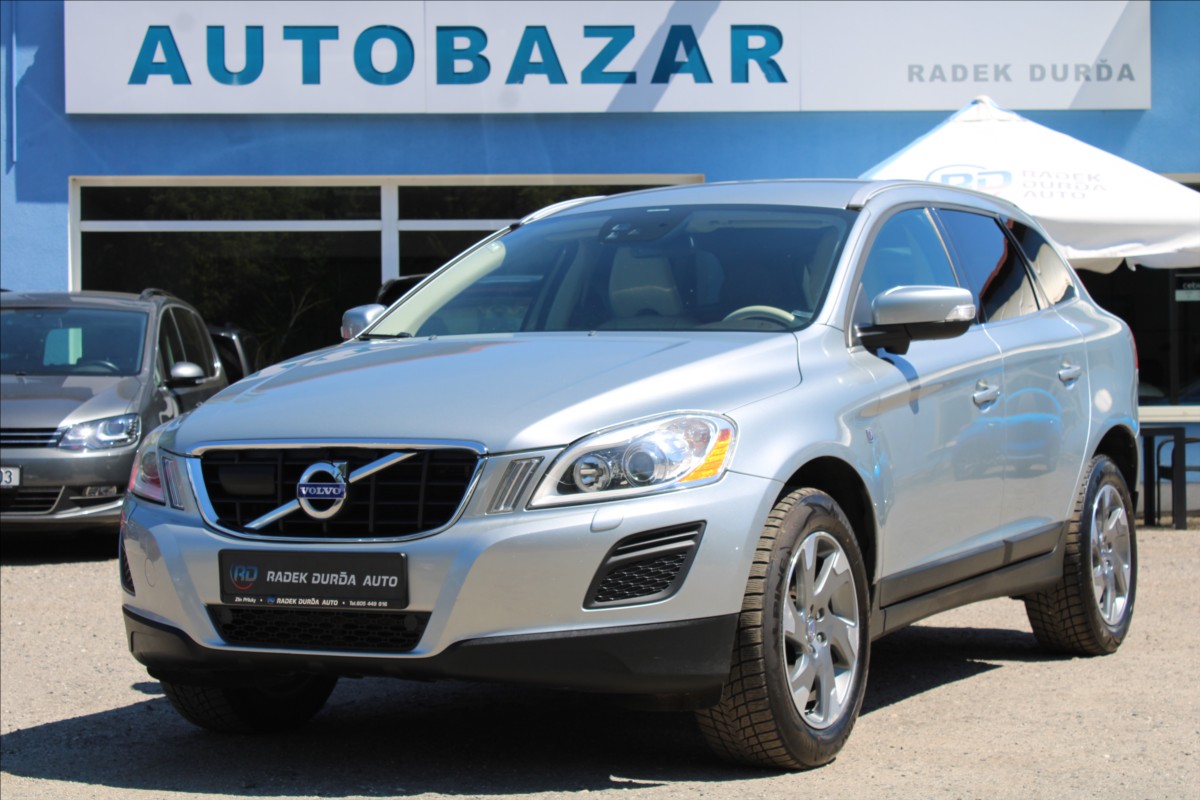 Volvo XC60 2,4 D4 ČR,A/T,4x4,OCEAN RACE