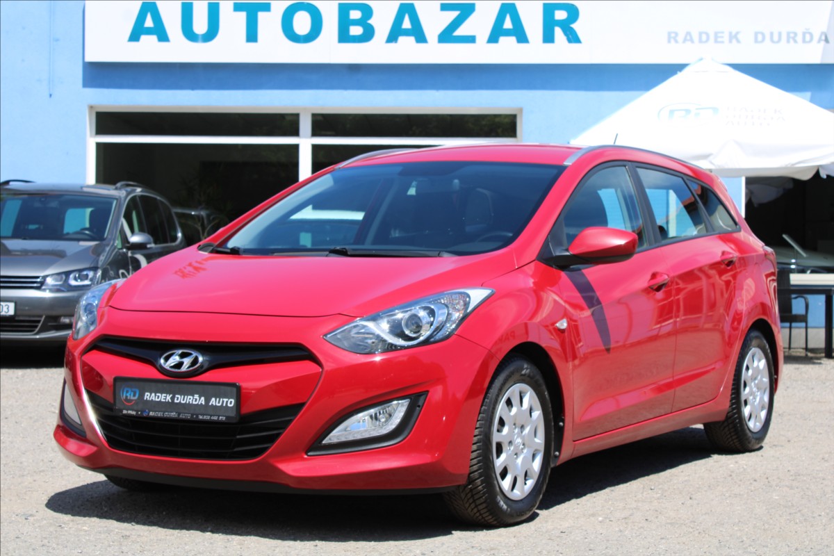 Hyundai i30 1,6 i NOVÉ V ČR