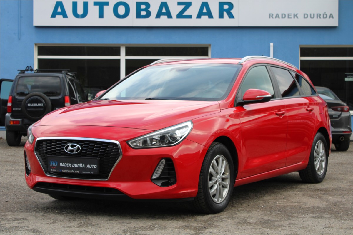 Hyundai i30 1,0 T-GDI NOVÉ V ČR,TAŽNÉ