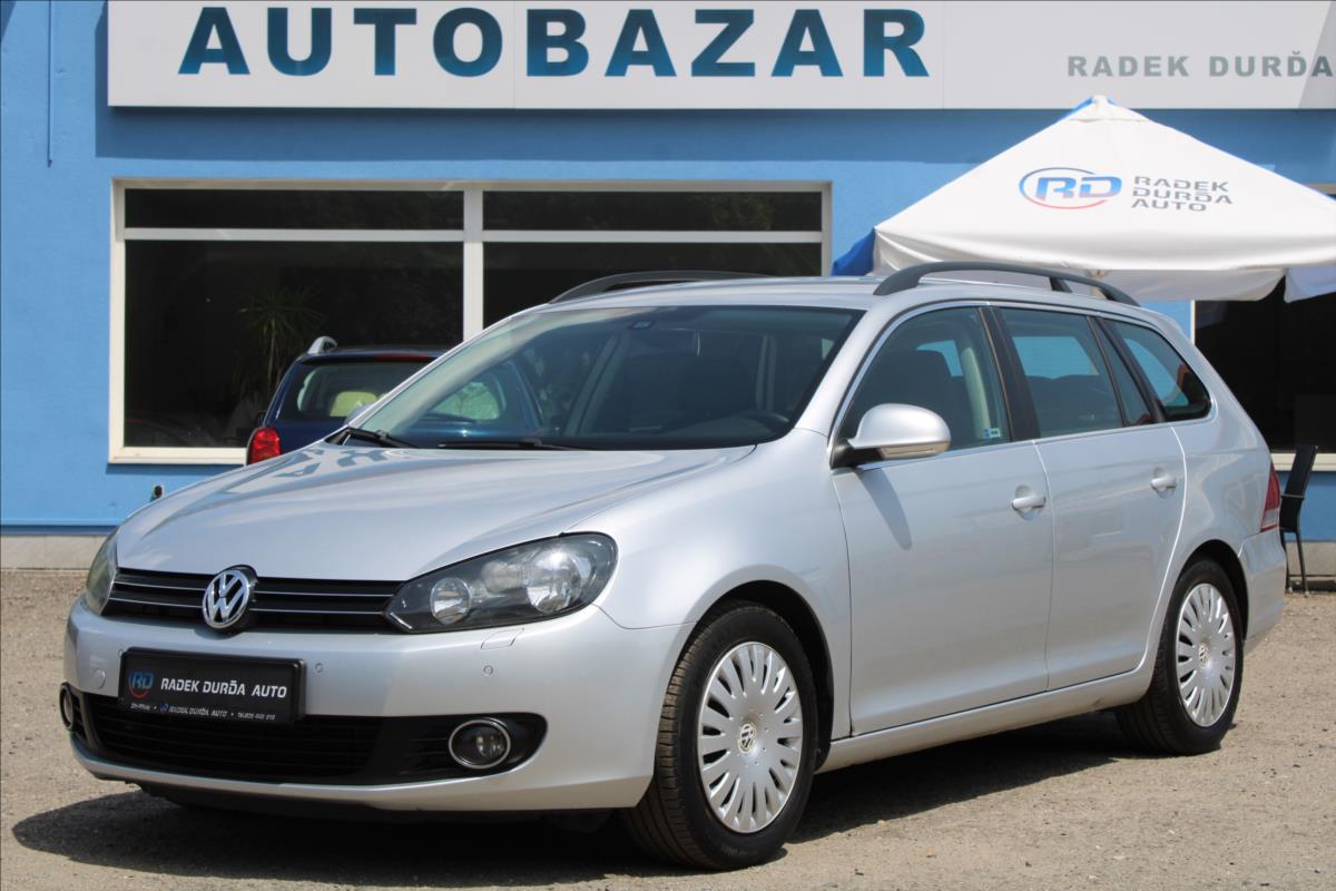Volkswagen Golf 1,6 TDI TEMPOMAT,NAVIGACE