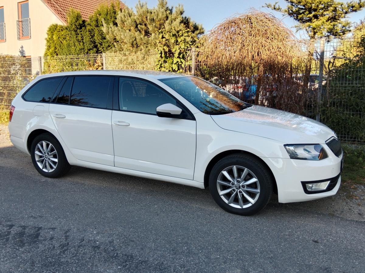Škoda Octavia 1.6 TDi - NOVÉ V ČR