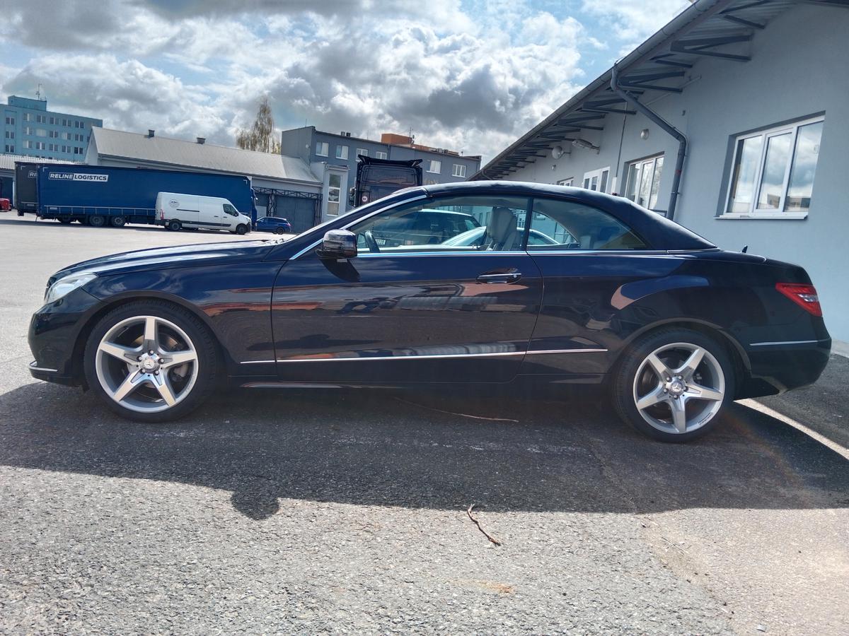 Mercedes-Benz Třídy E 220 CDi, MAX. VÝBAVA, TOP STAV