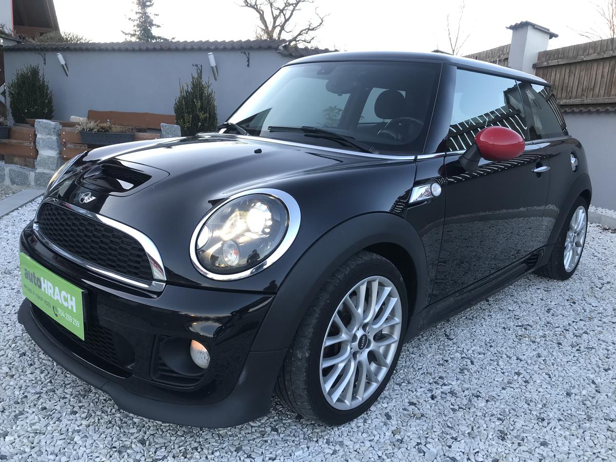 Mini Cooper S JOHN COOPER WORKS 2013