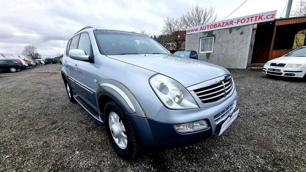 SsangYong Rexton 2,7 XDi 121KW manual