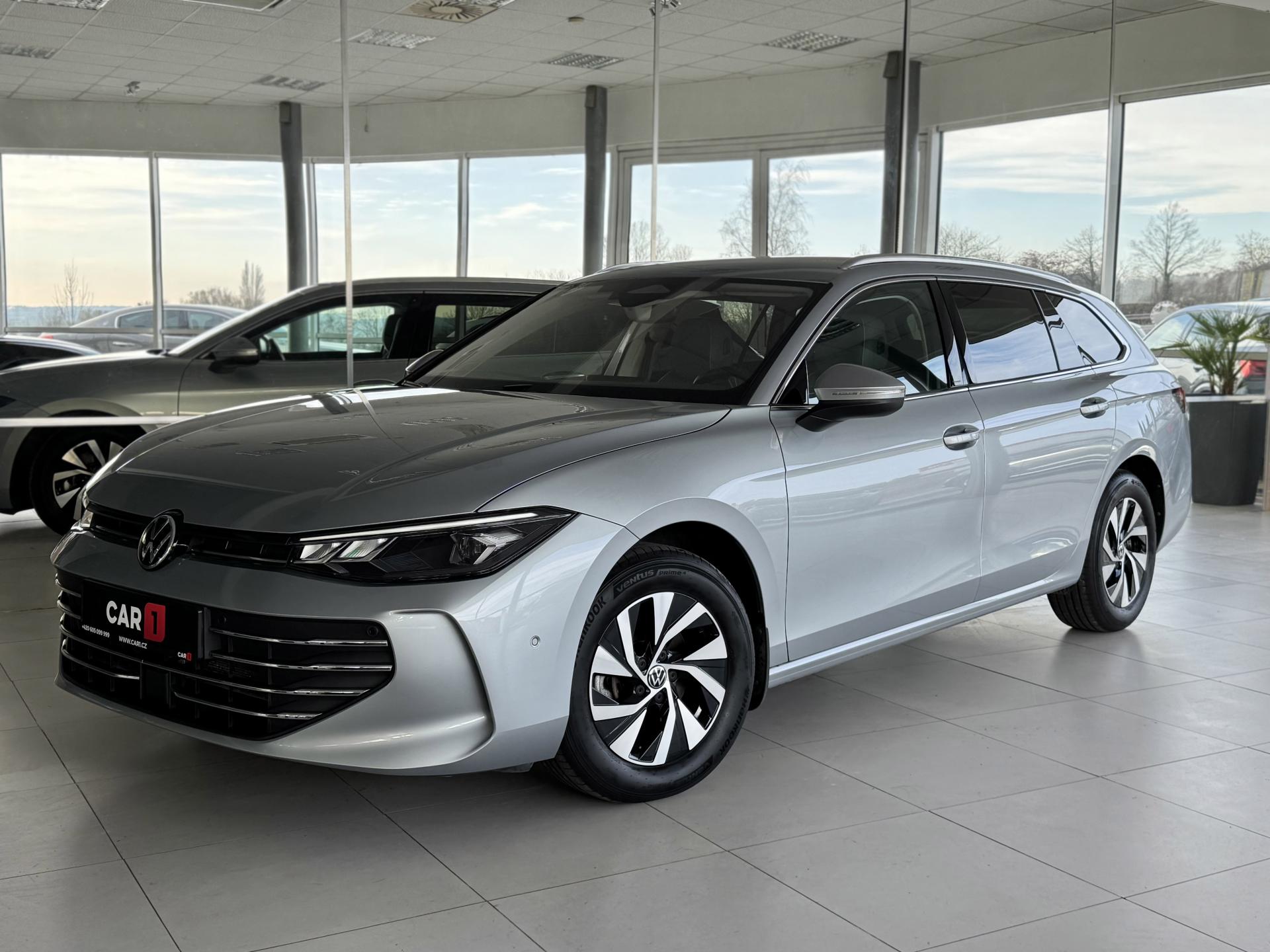 Volkswagen Passat 1,5 eTSI DSG*Masáž*Webasto*DPH