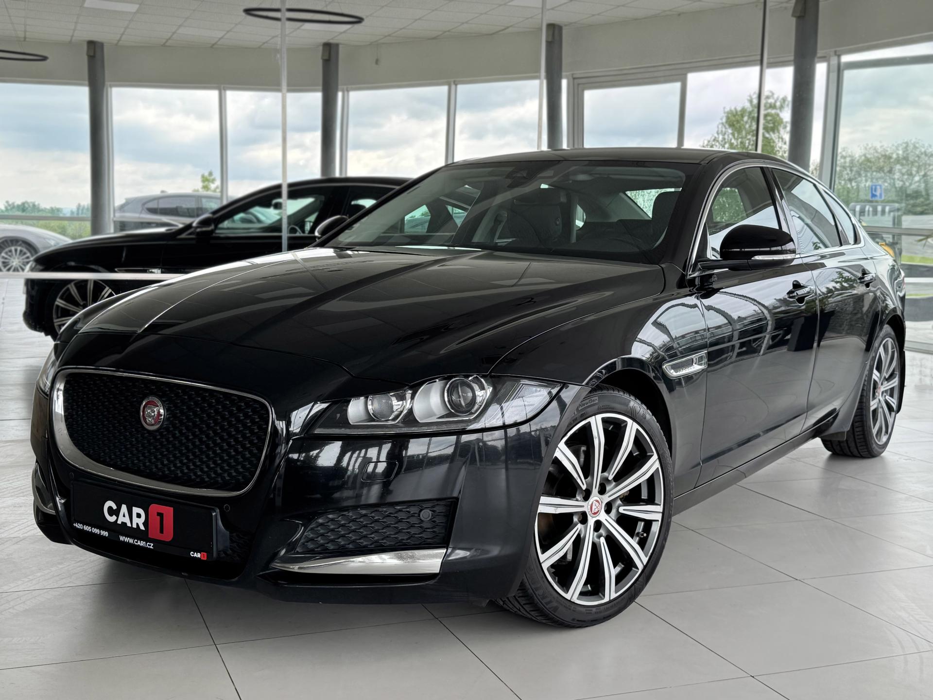 Jaguar XF 20d AUT*132kW*Kam*19"ALU*Tažné
