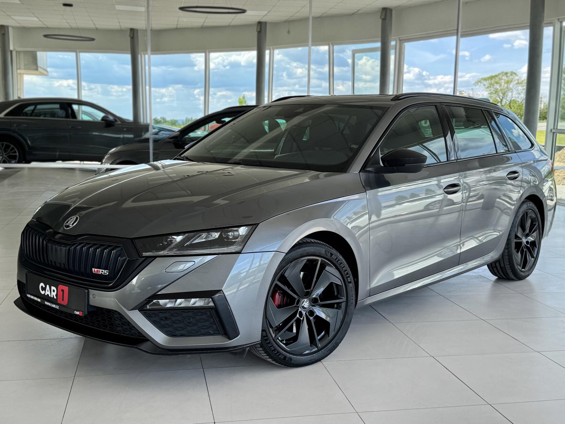 Škoda Octavia RS 2,0TDI*DSG*HUD*Matrix*Panor