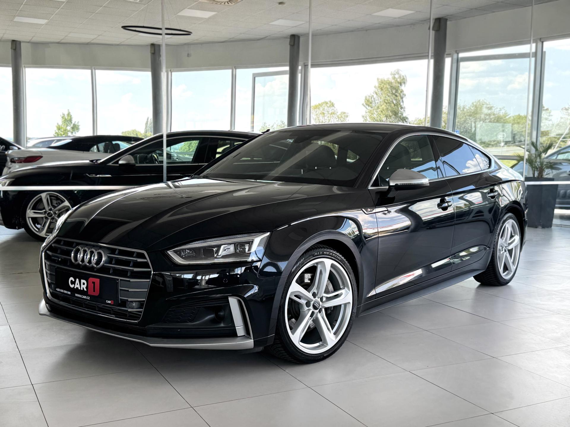 Audi A5 3,0TDI Q*200kW*S-LINE*KeyLess