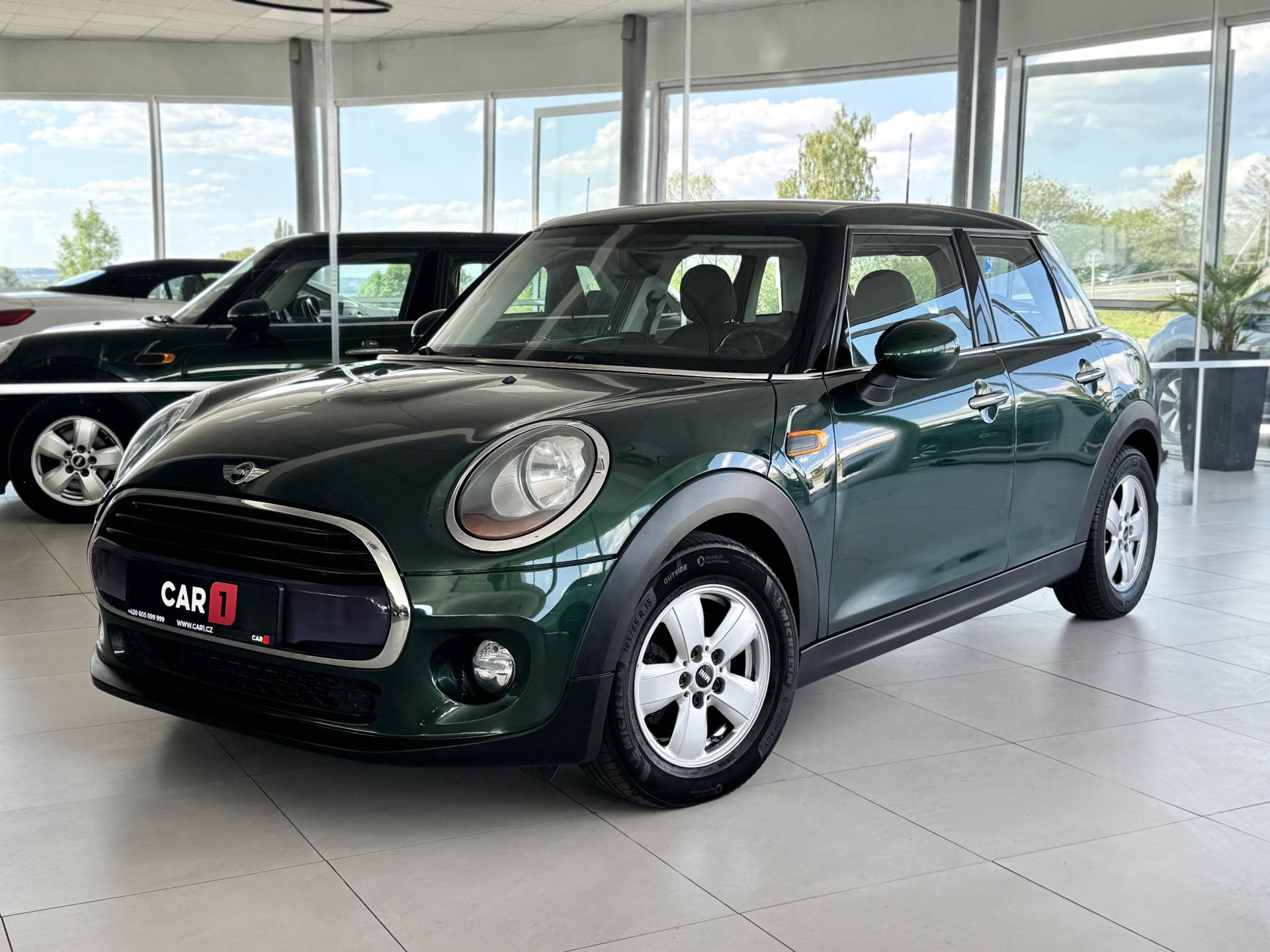 Mini Cooper 1,5T 100kW*VyhřívanáSedadla