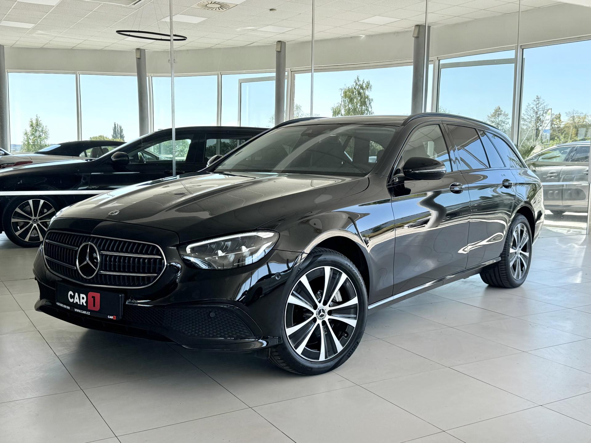 Mercedes-Benz Třídy E 300de 4MATIC*Webasto*Panorama