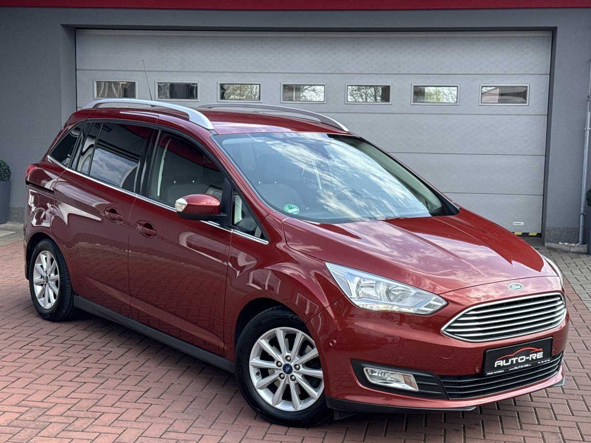 Ford Grand C-MAX 2.0TDCi Navi 7Míst Parkování