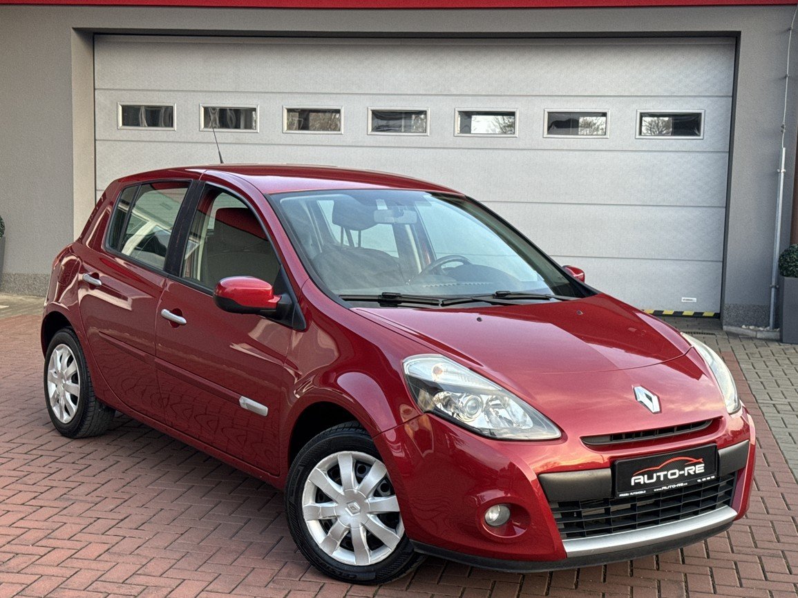 Renault Clio 1.2i 55kW Klima Výhřev Sedadel