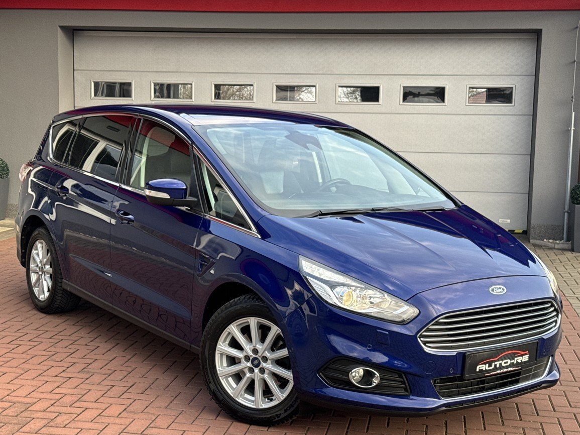Ford S-MAX 2.0TDCi Titanium Navi Polokůže