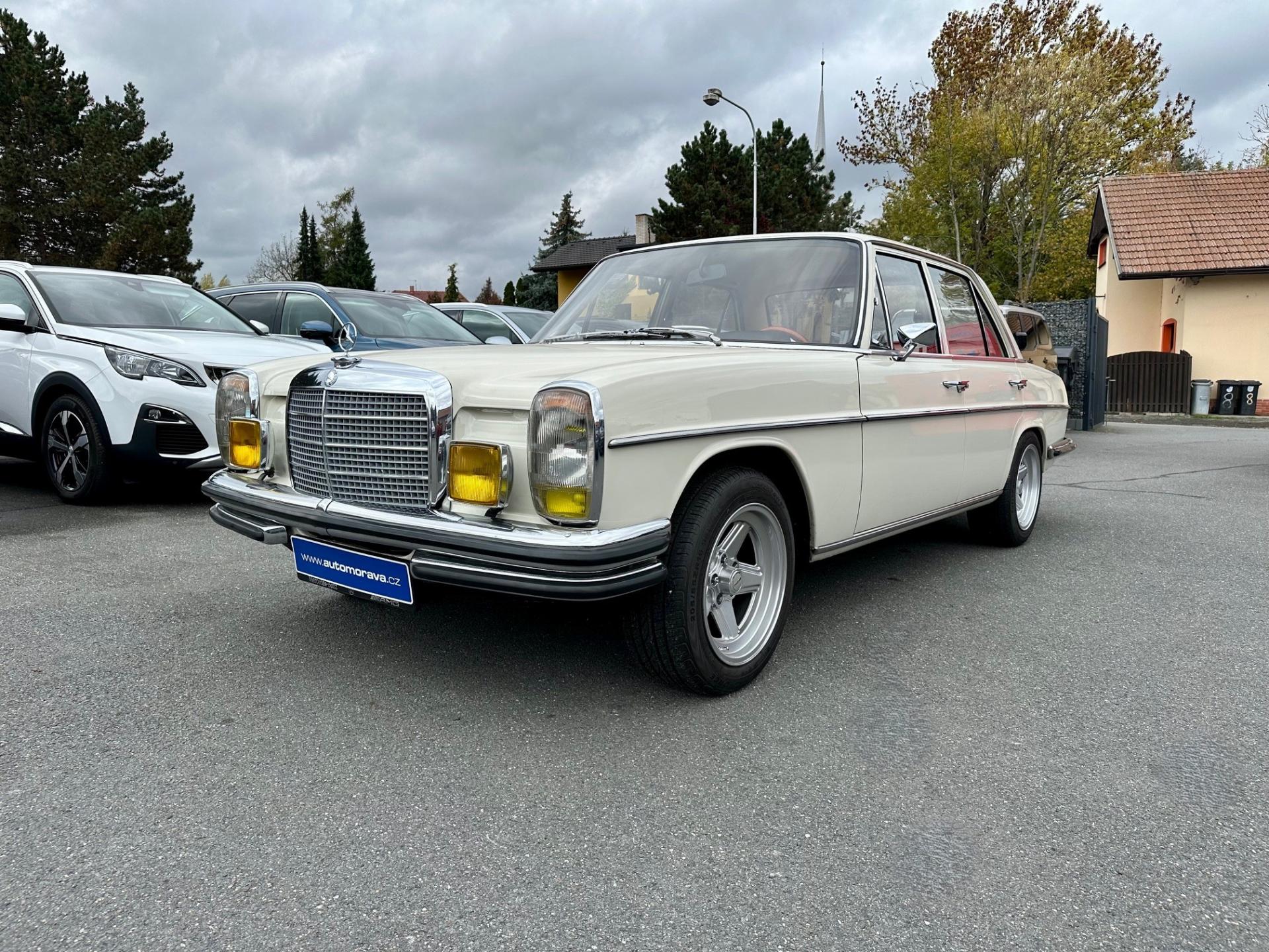 Mercedes-Benz 115 114 280E AMG