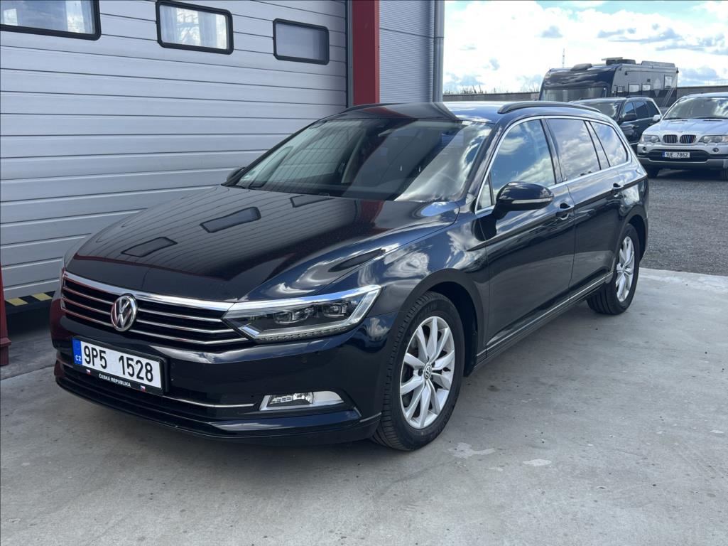 Volkswagen Passat 2,0 TDi MATRIX ComfortLine