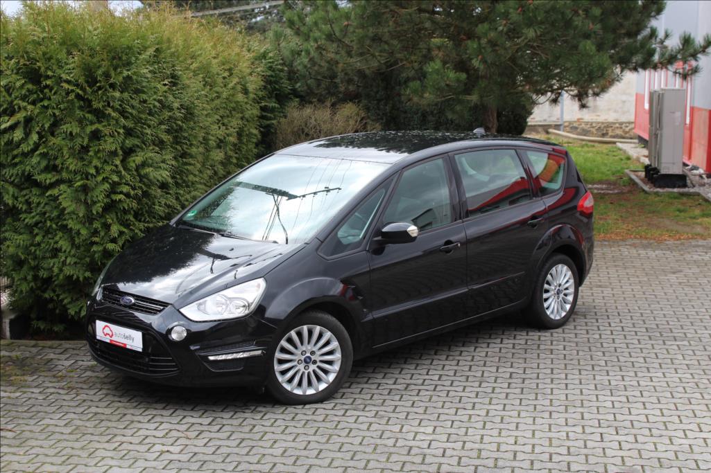 Ford S-MAX 2,0 TDCi AT NAVI roční záruk