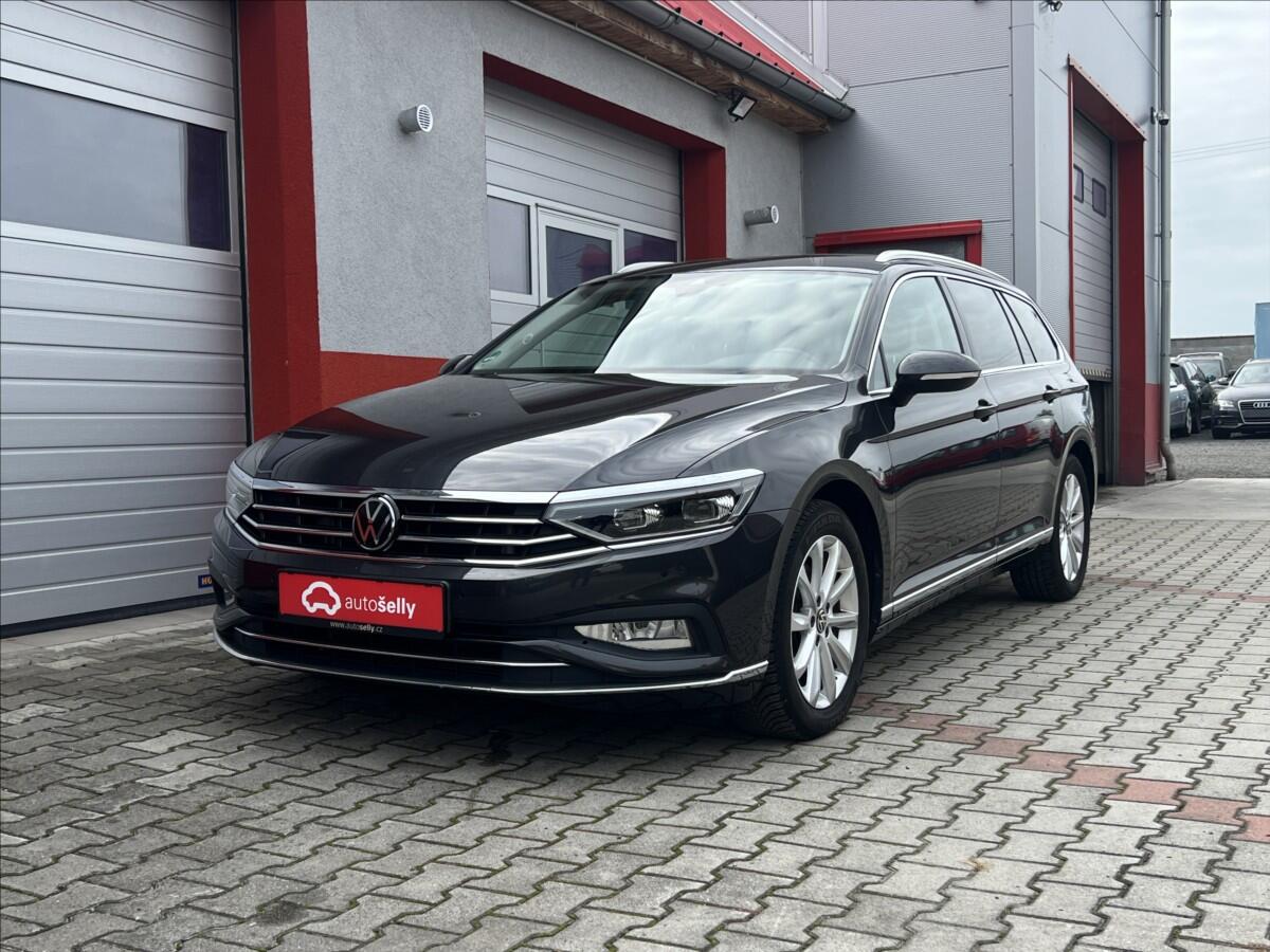 Volkswagen Passat 2,0 TDi DSG ELEGANCE MATRIX