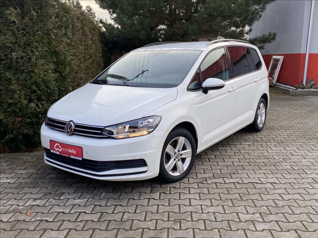 Volkswagen Touran 2,0 TDI WEBASTO / ACC / záruk