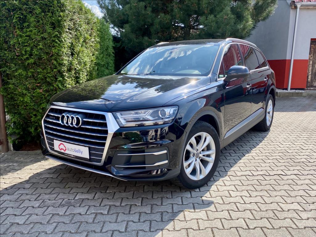 Audi Q7 3,0 TDi QUATTRO / NAVI / 7MÍST