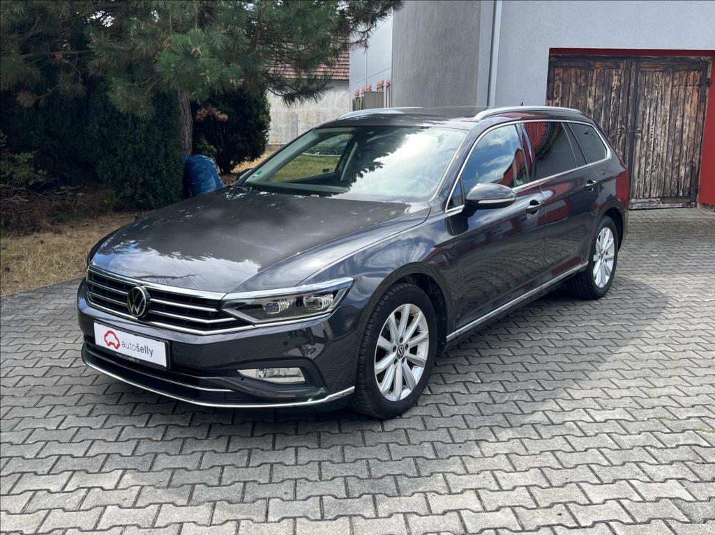 Volkswagen Passat 2,0 TDi DSG Elegance MATRIX