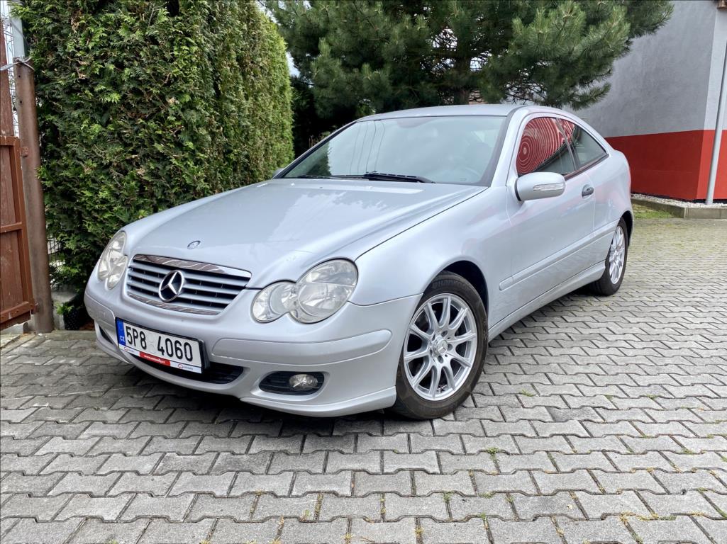 Mercedes-Benz Třídy C 2,2 C 200CDI Sportcoupé / VÝHŘ