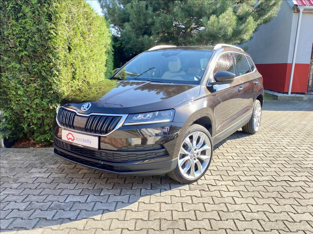 Škoda Karoq 2,0 TDi / LANE / SIDE / PANORA
