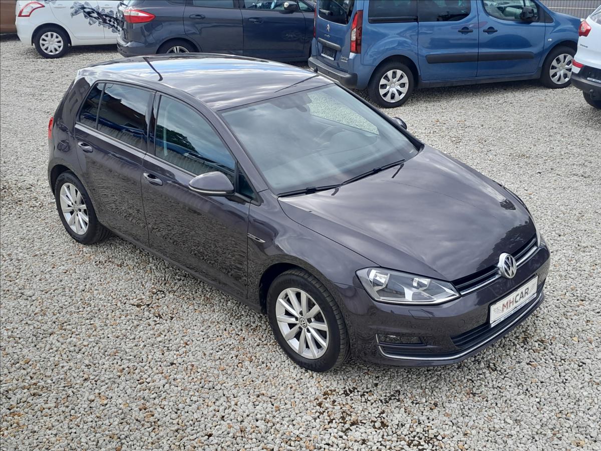 Volkswagen Golf VII 1,2 TSI 81kW LOUNGE