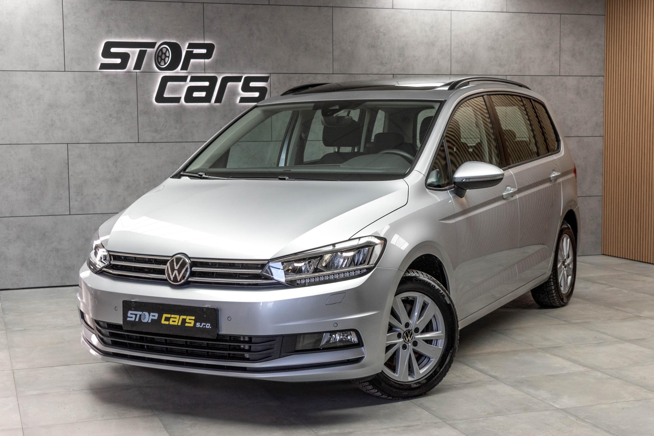 Volkswagen Touran 1.5 TSI TAŽNÉ*7.MÍST*DPH*ČR 1M