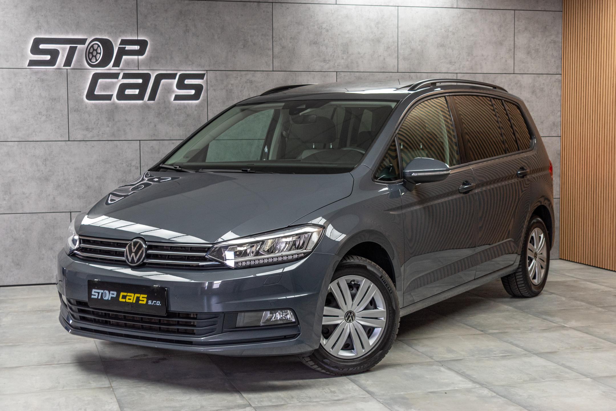 Volkswagen Touran 1.5 TSI DSG*WEBASTO*7.MÍST*ČR1
