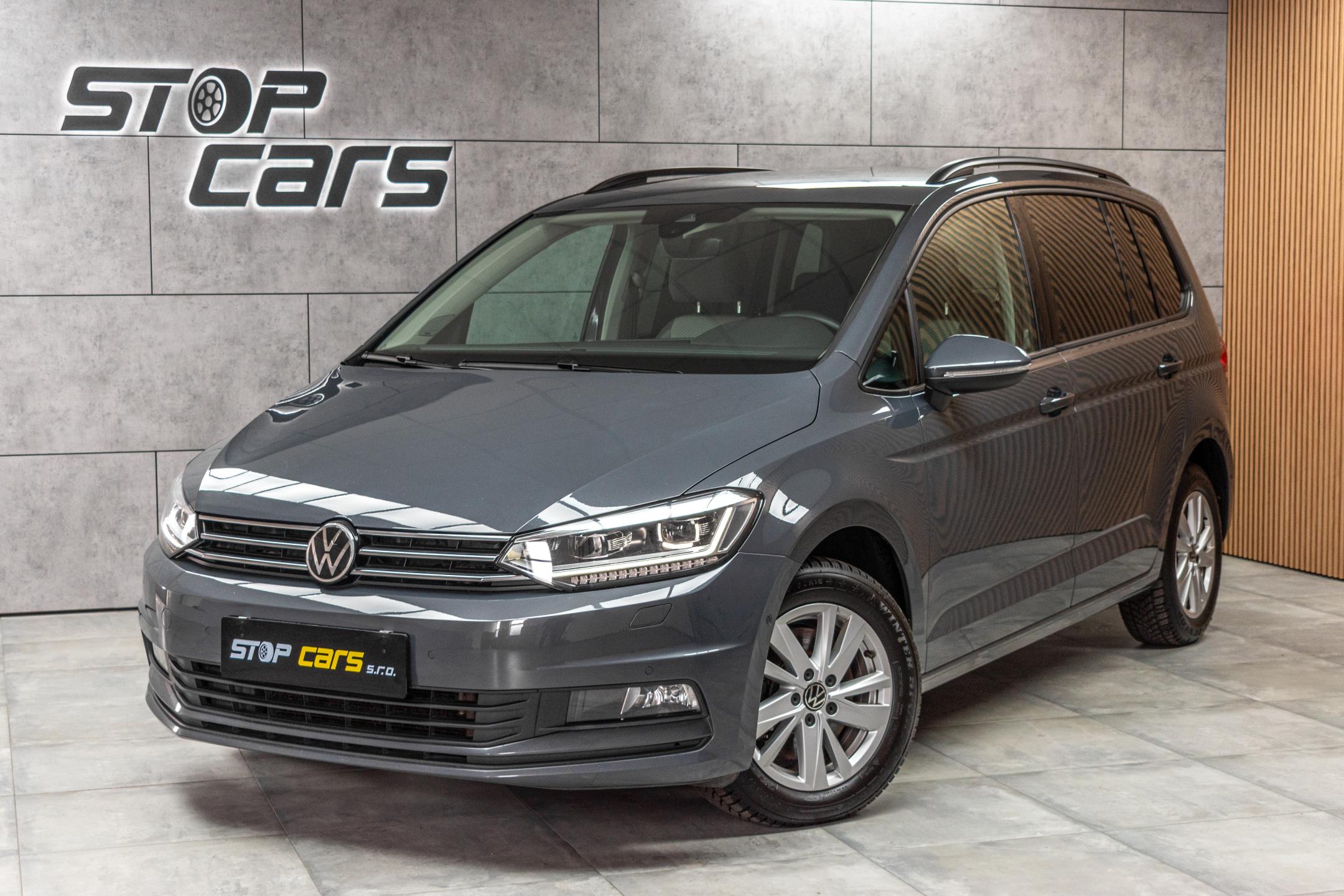 Volkswagen Touran 2.0 TDI WEBASTO*7.MÍST*ČR 1.M*