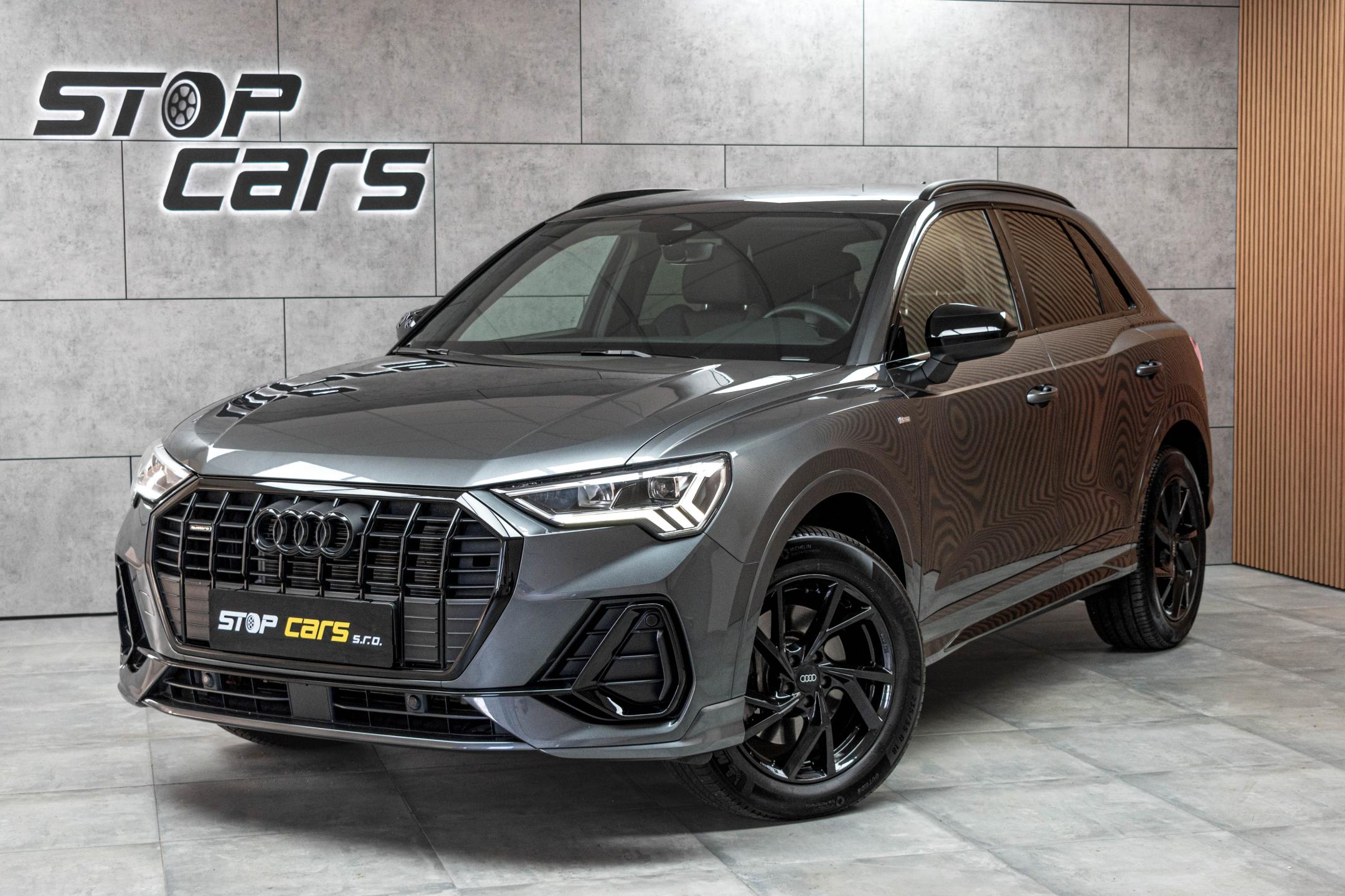 Audi Q3 40 TFSI QUATTRO*S-LINE*ČR 1.M*