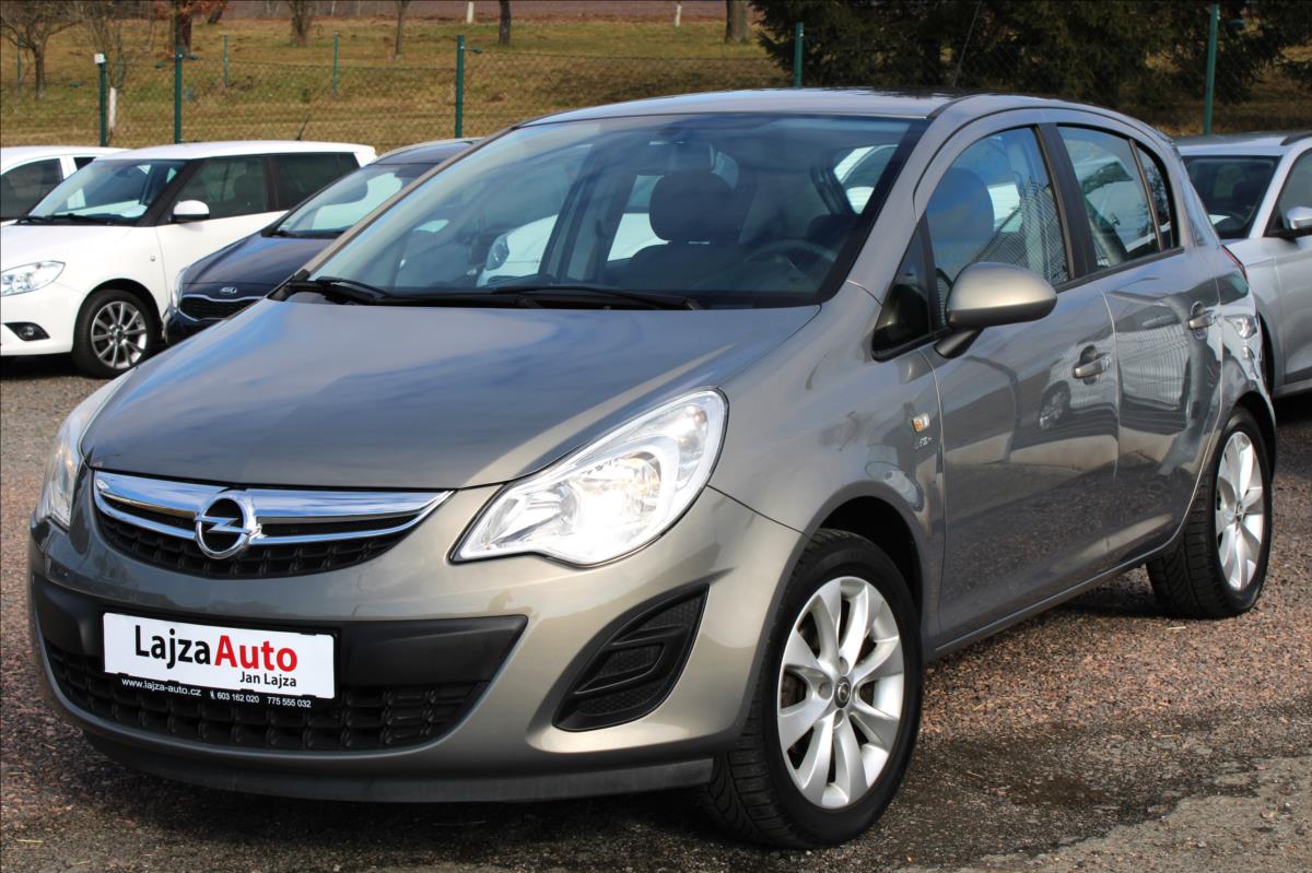 Opel Corsa 1,4 Active KLIMA,ALU,serviska