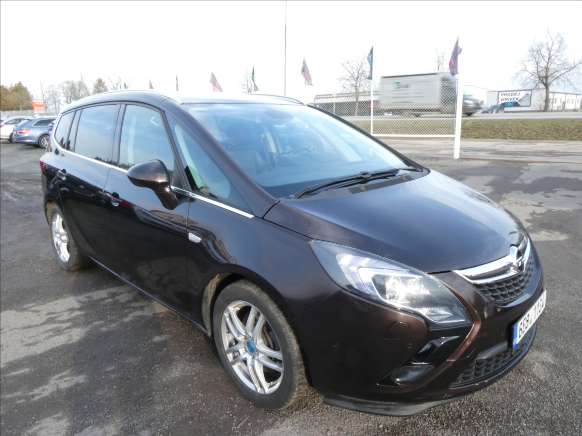Opel Zafira 2,0 CDTi 125kW 7.míst, 2x kola