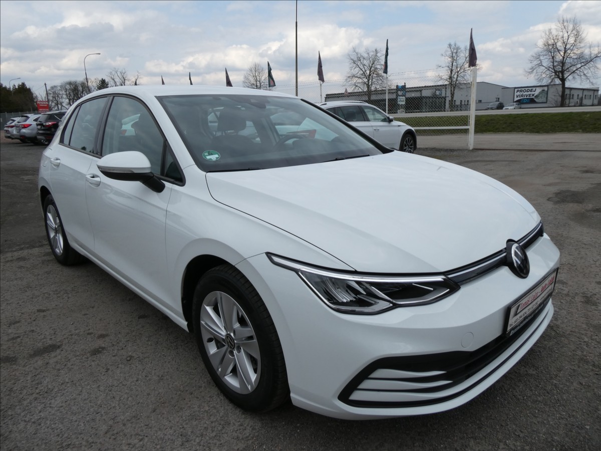 Volkswagen Golf 2,0 VIII TDi 85kW,2x kola,LED