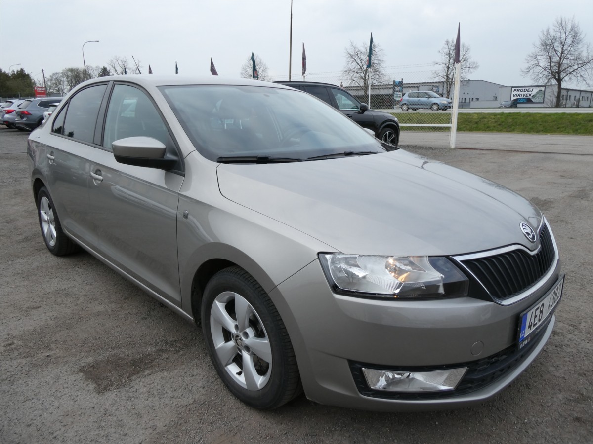 Škoda Rapid 1,2 TSi 77kW 1.majitel,2x kola