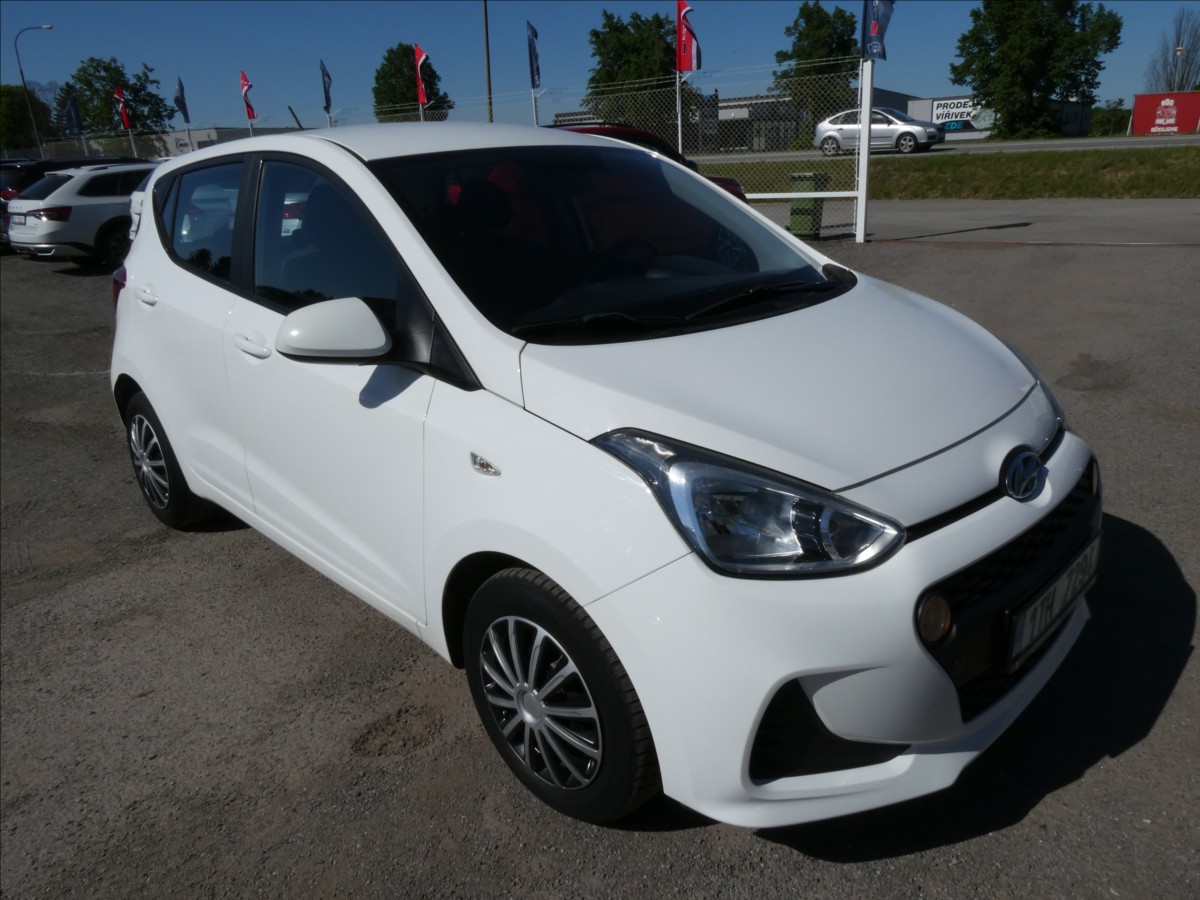 Hyundai i10 1,0 i Family, 2 x kola,klima