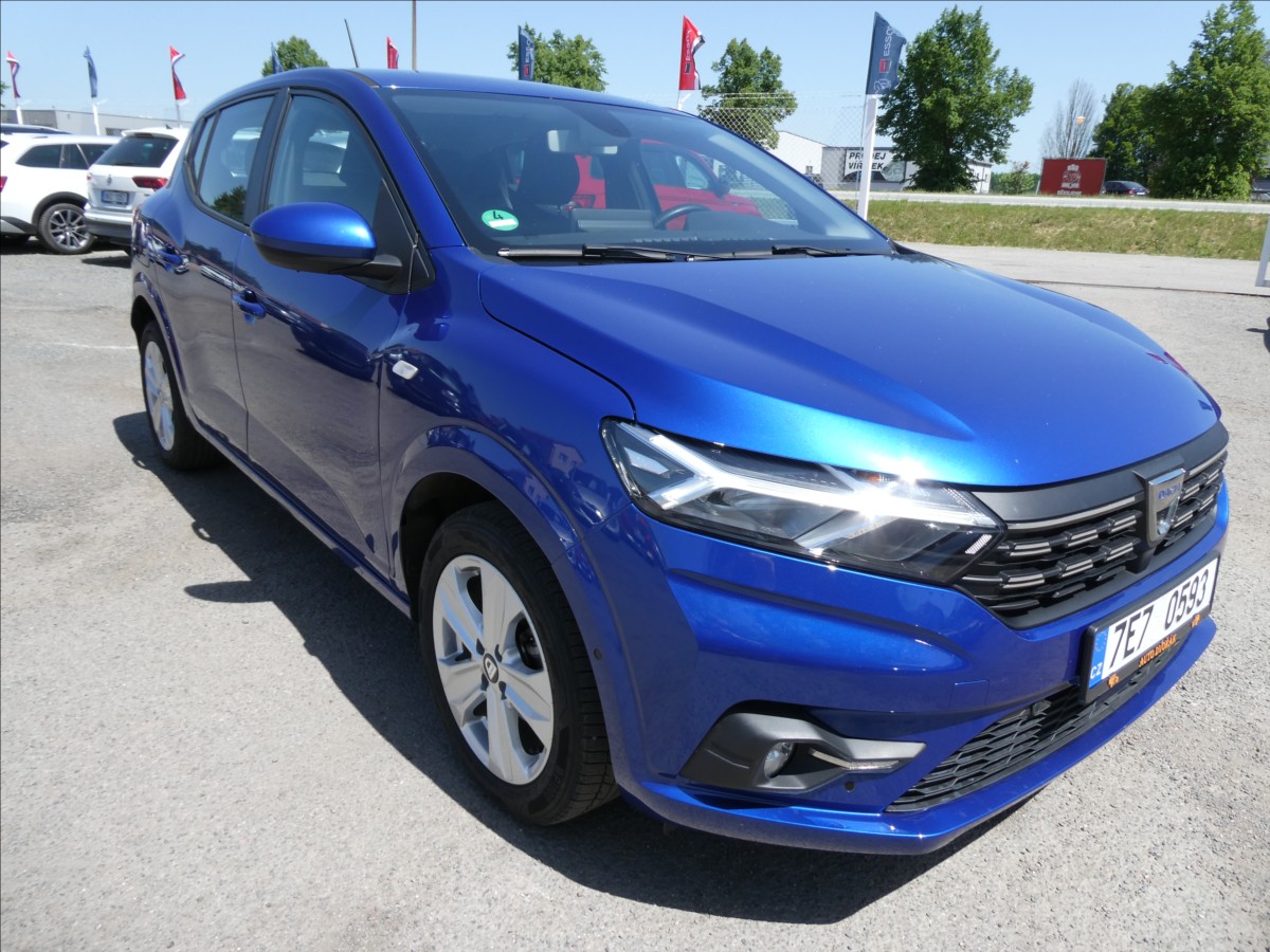 Dacia Sandero 1,0 TCe 67kW Comfort, navigace