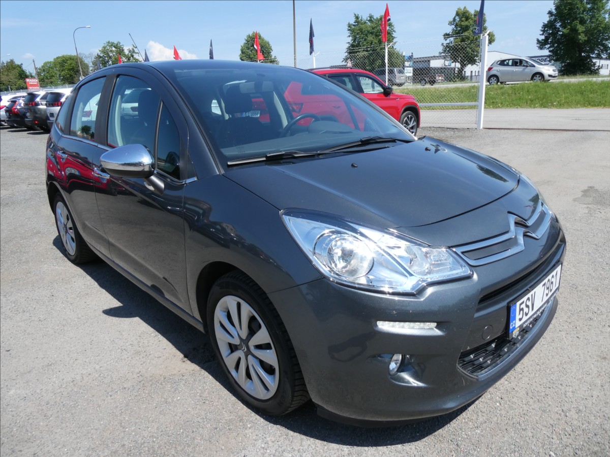 Citroën C3 1,2 i 60kW serviska,klima,závě