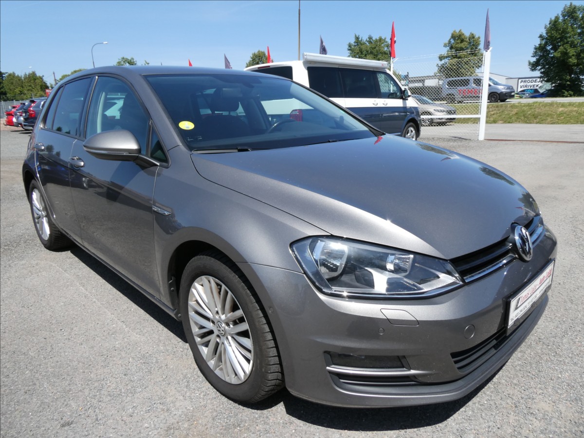 Volkswagen Golf 1,2 TSi 63kW CUP, 2.majitel