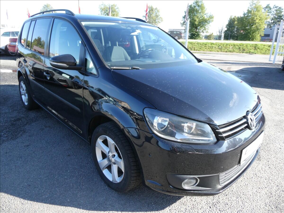 Volkswagen Touran 1,6 TDi 77kW 7.MÍST,navigace