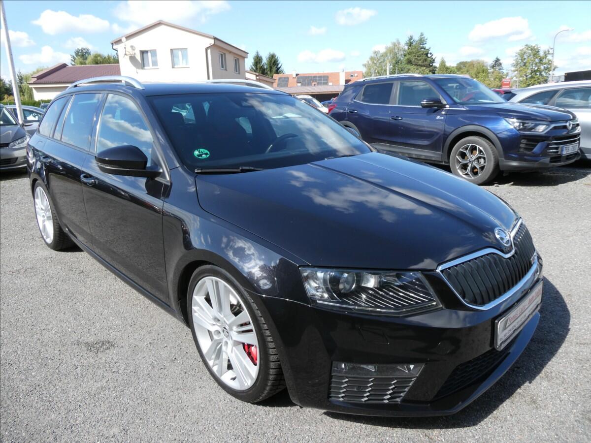 Škoda Octavia 2,0 TDi 135kW RS serviska,2.ma
